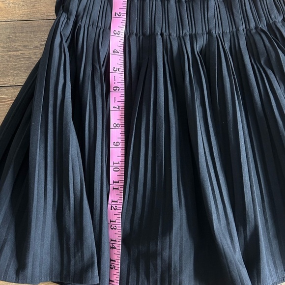 ZARA Black Pleated Mini Skirt Paperbag Elastic waistband w/shorts underneath S - Picture 5 of 11